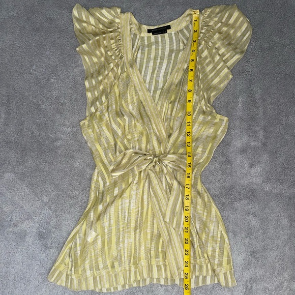 BCBGMAXAZRIA 100% silk blouse size XS - Picture 5 of 8